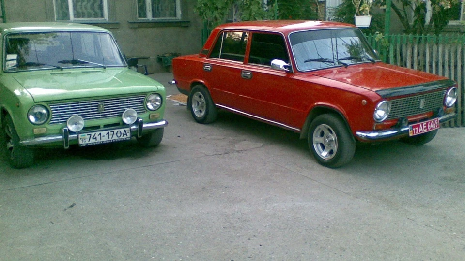 Lada 2101 червона копа 4