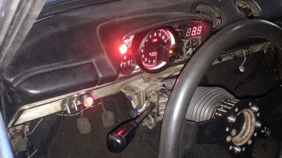 Lada 2101 на 4х карбах mikuni 4