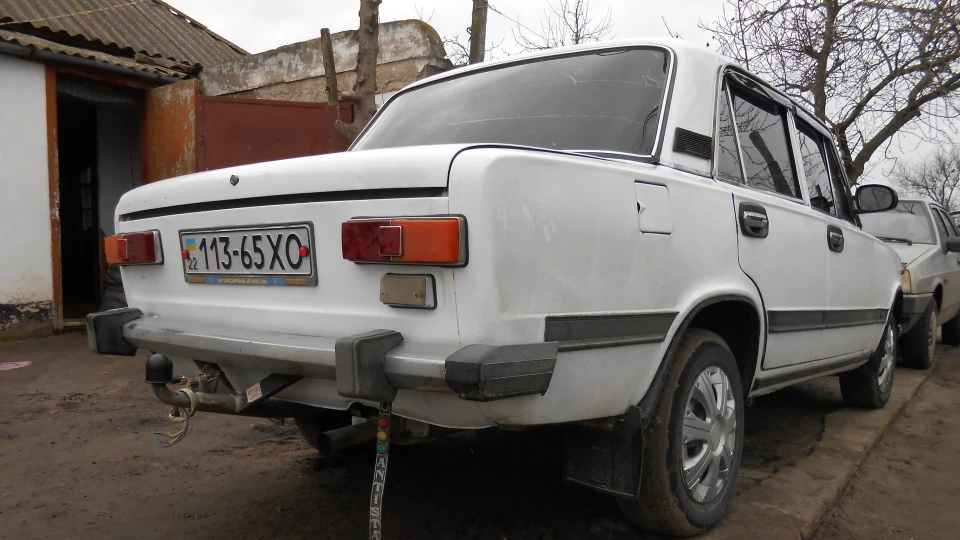 Lada 2101 О==)==О 3