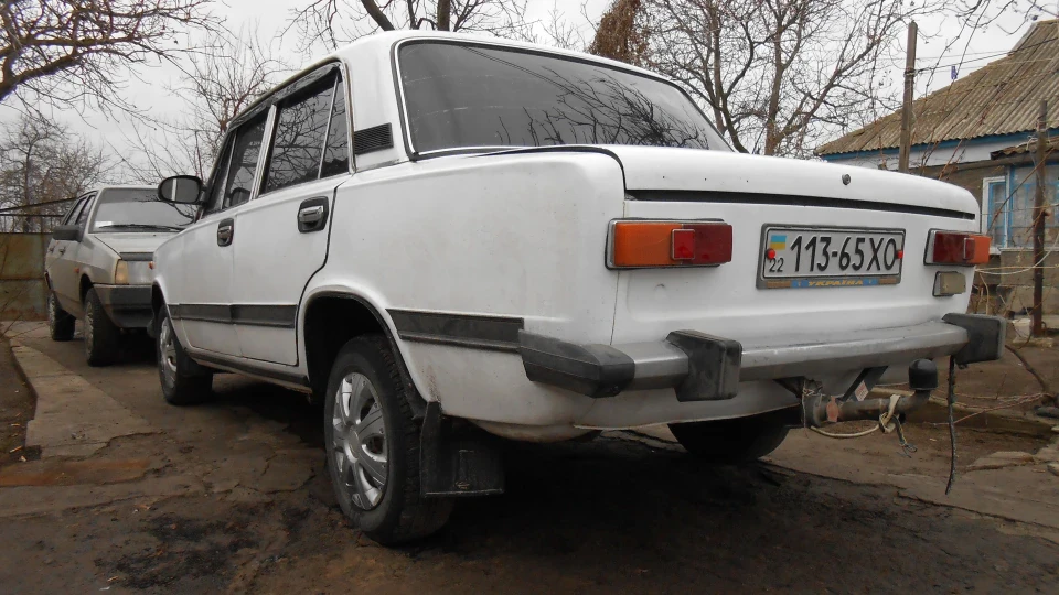 Lada 2101 О==)==О 4