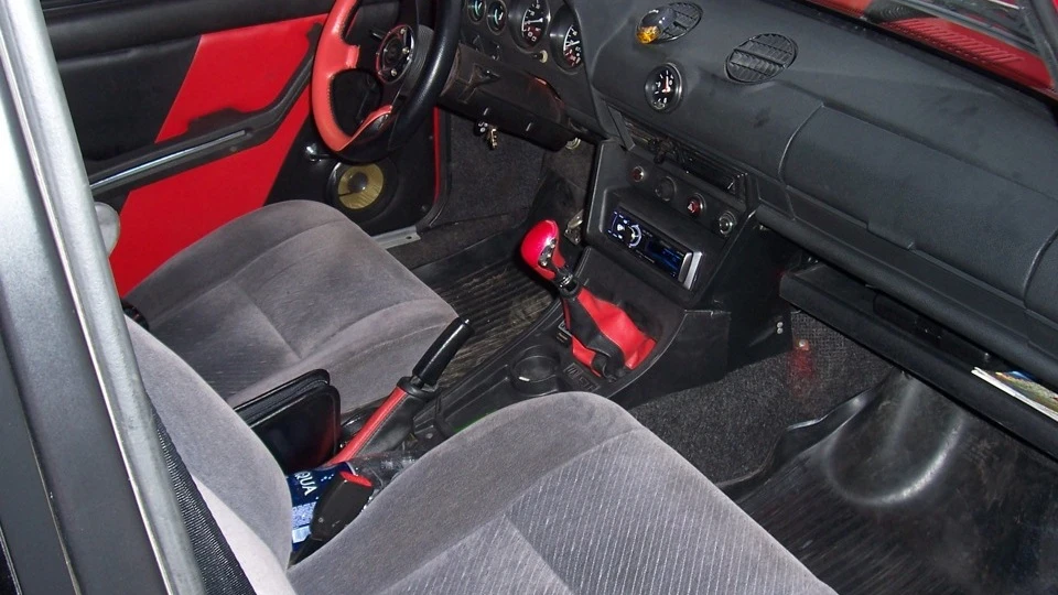 Lada 2101 Red Ghost 1.7L 4
