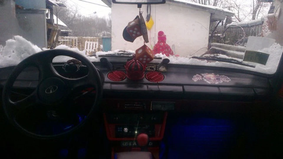 Lada 2101 red october 3
