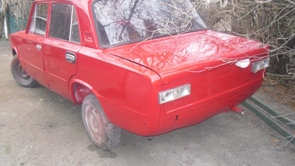 Lada 2101 Red Style 3