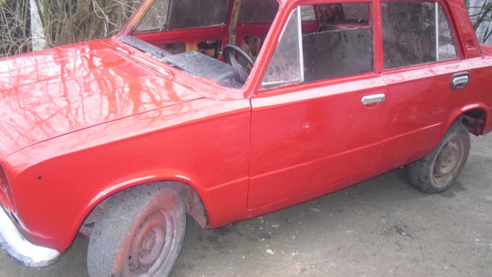 Lada 2101 Red Style 4