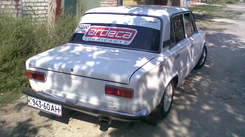 Lada 2101 З БІЛКОМУ ЖАРУ ПЛОХИ) 3