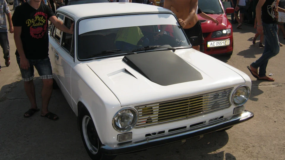 Lada 2101 З БІЛКОМУ ЖАРУ ПЛОХИ) 4