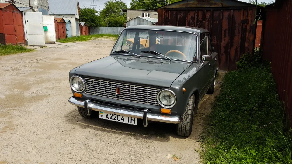 Lada 2101 сіра 2