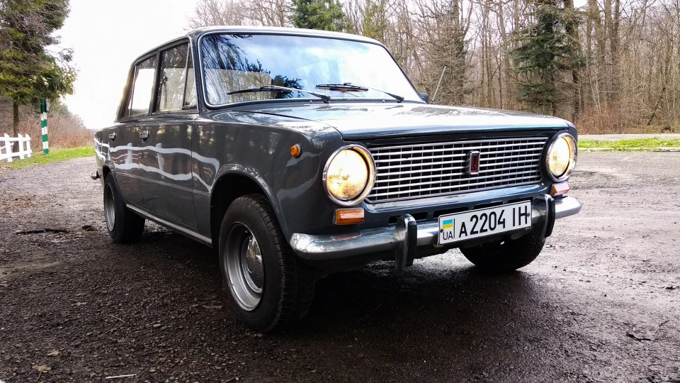 Lada 2101 сіра 3