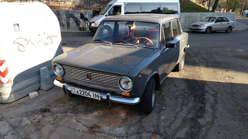 Lada 2101 сіра 4