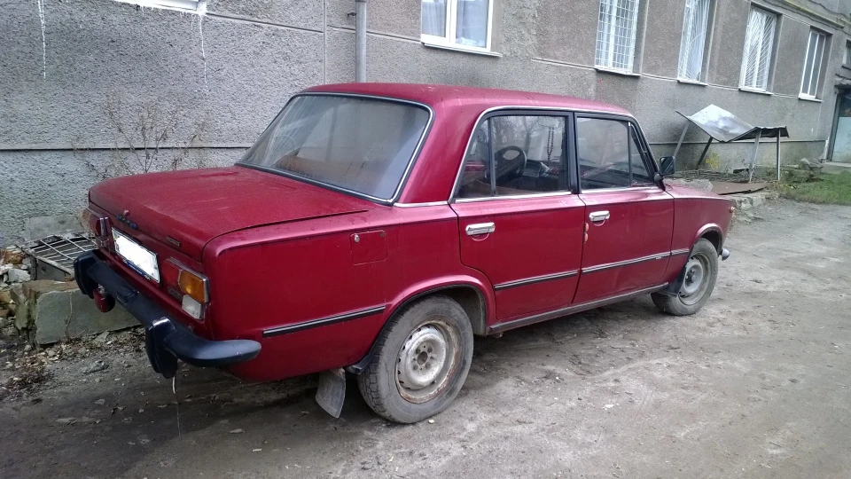 Lada 2101 Вишневий Бандит)) 4