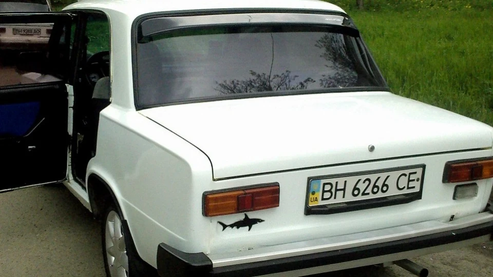 Lada 2101 White Iceberg 5