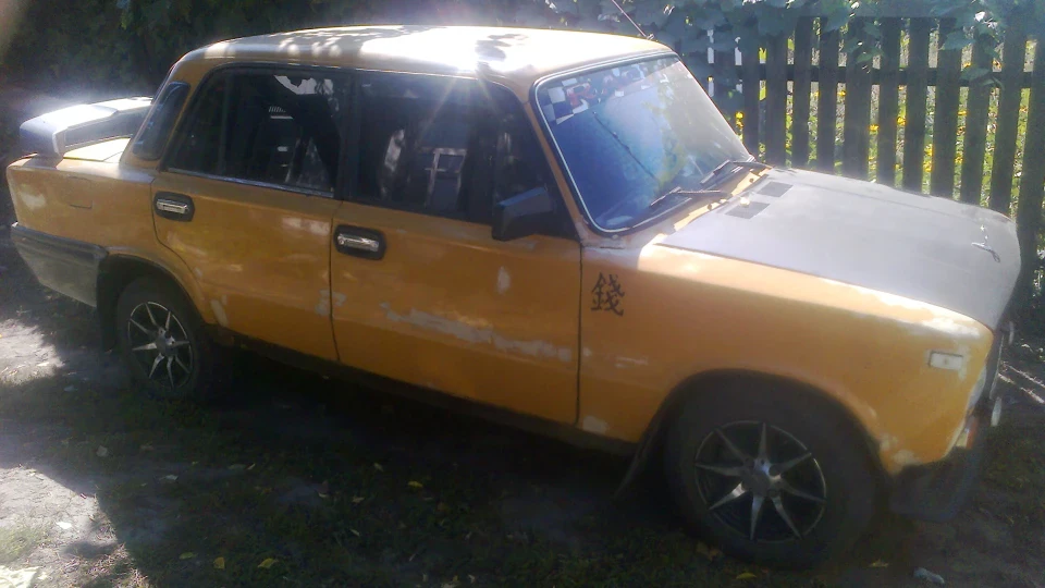 Lada 2101 жовтий скорпіон
