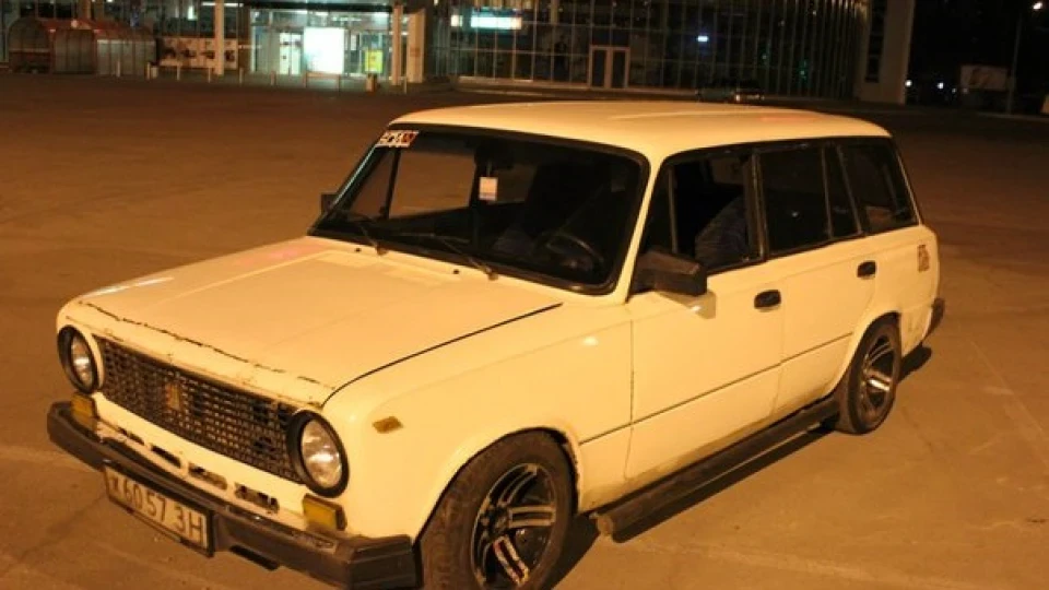 Lada 2102 4