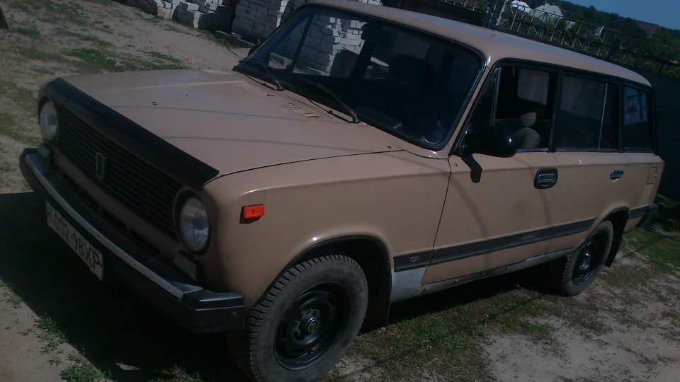 Lada 2102