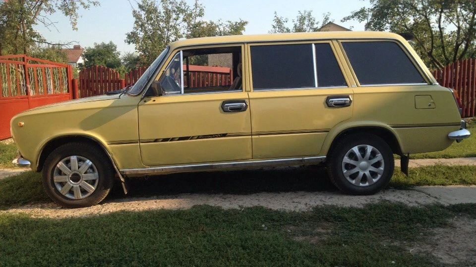Lada 2102 4