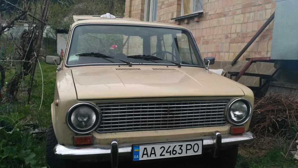 Lada 2102