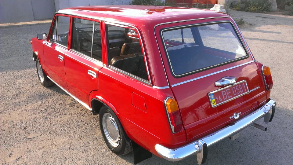 Lada 2102 4