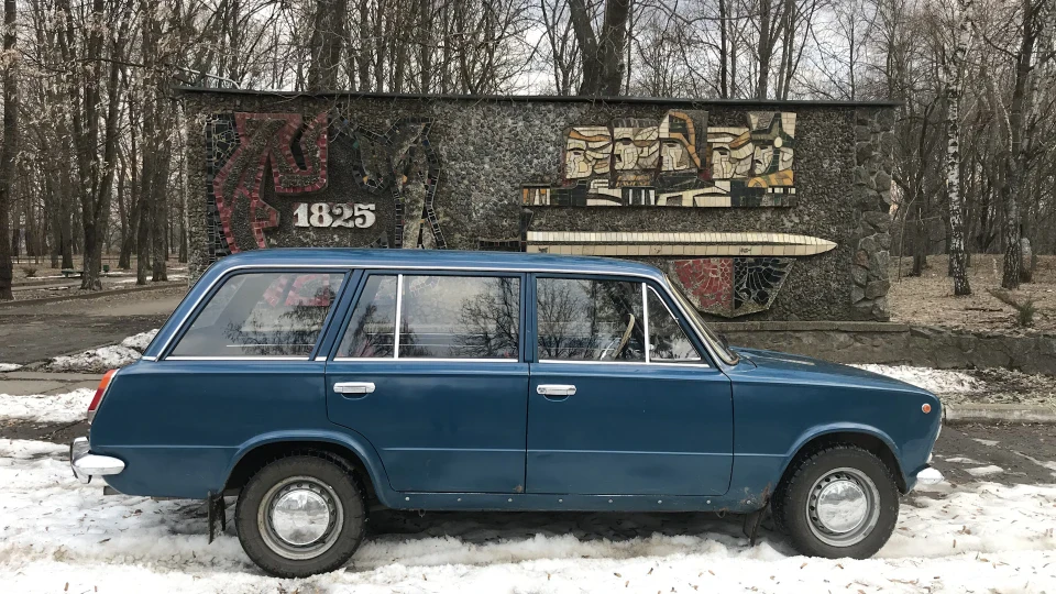 Lada 2102