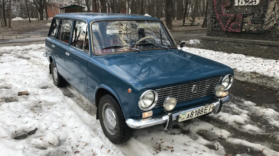 Lada 2102 3
