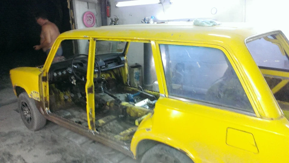 Lada 2102 4