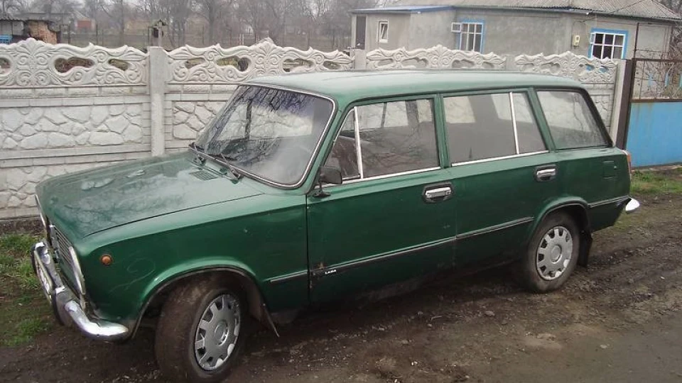 Lada 2102