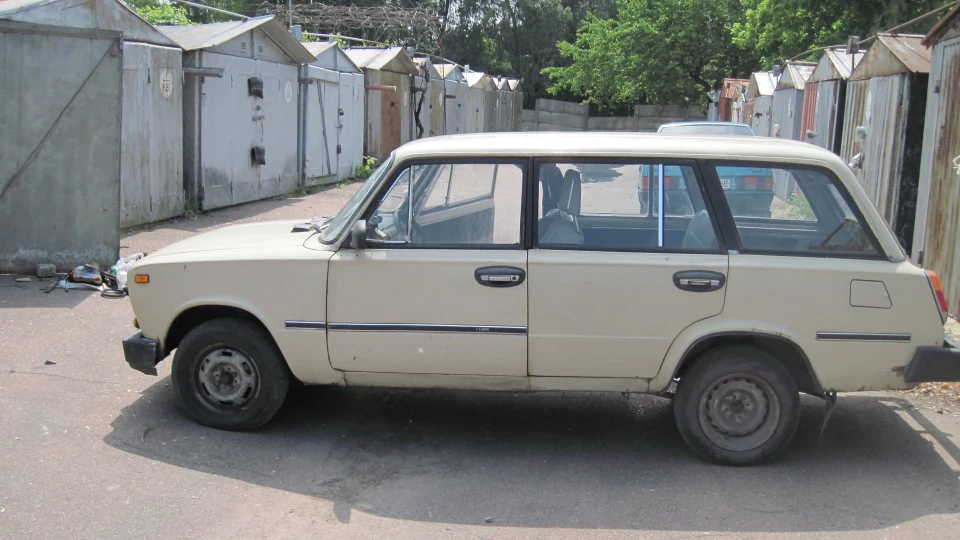 Lada 2102