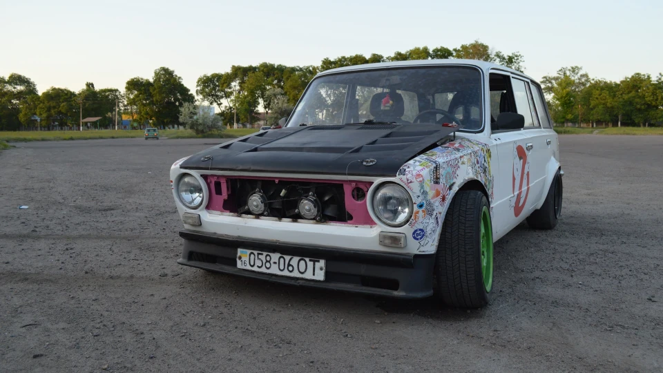 Lada 2102 4