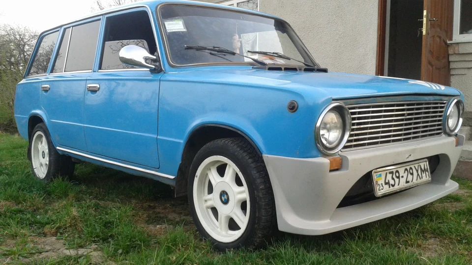 Lada 2102 3