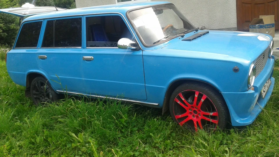 Lada 2102 5