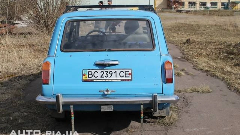 Lada 2102 Blue Wagon 5