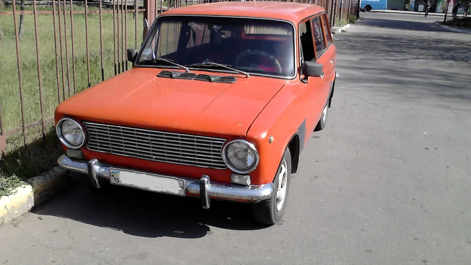 Lada 2102 колір корида