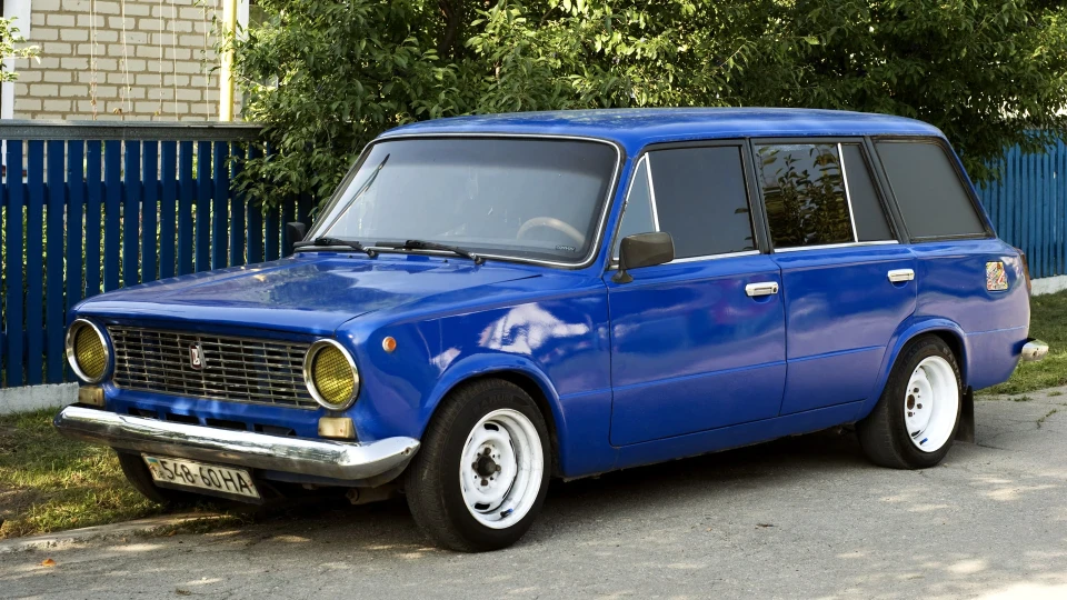 Lada 2102 Fast and Loud 2