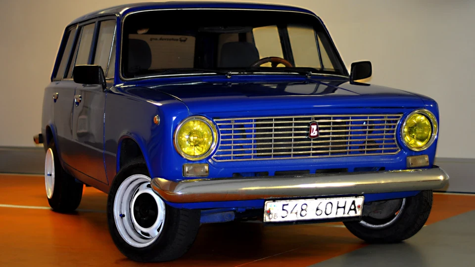 Lada 2102 Fast and Loud 5