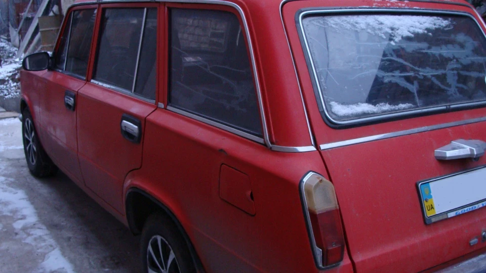 Lada 2102 Червоний дракон)