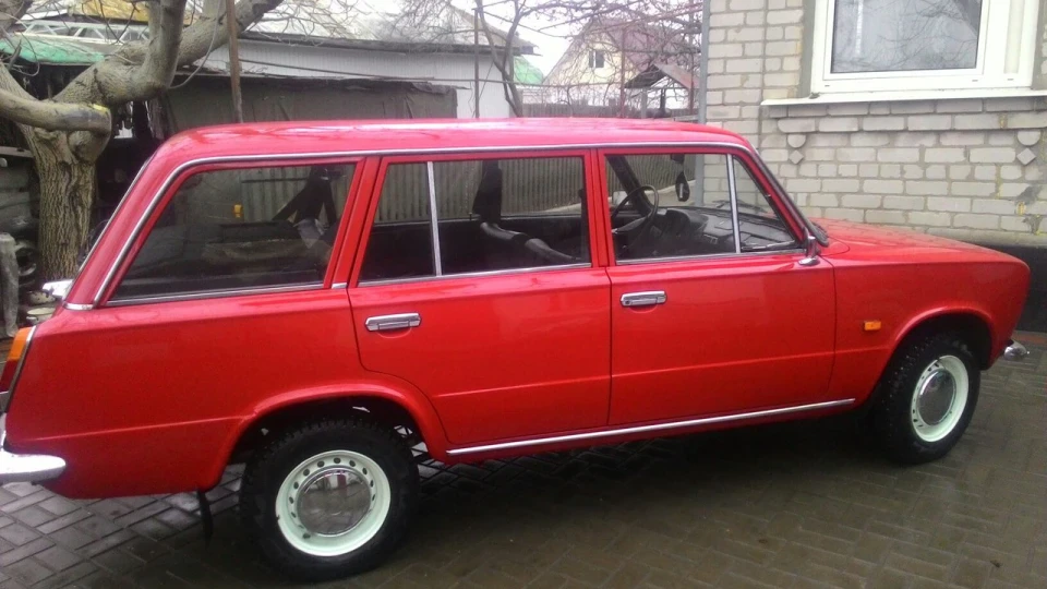 Lada 2102 ЧЕРВОНИЙ ТОРНАДО 2