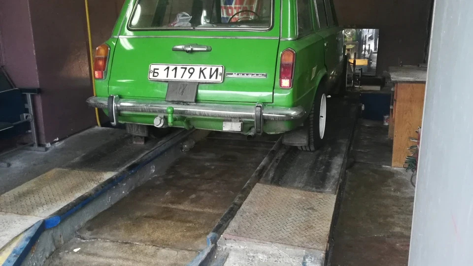 Lada 2102 Світлий Зелений 4