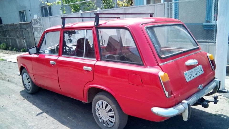 Lada 2102 свіжофарбована 3
