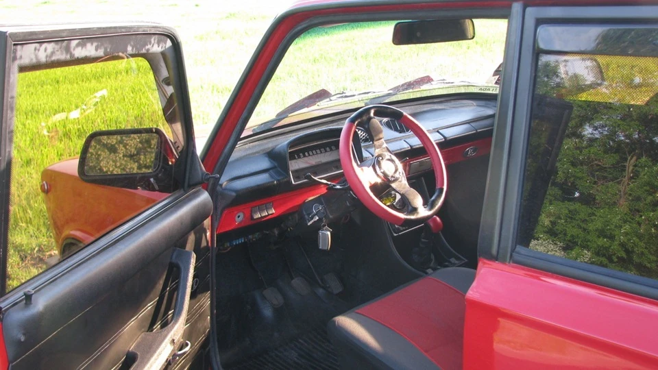 Lada 2102 ВАЗ 21023 Торнадо 2