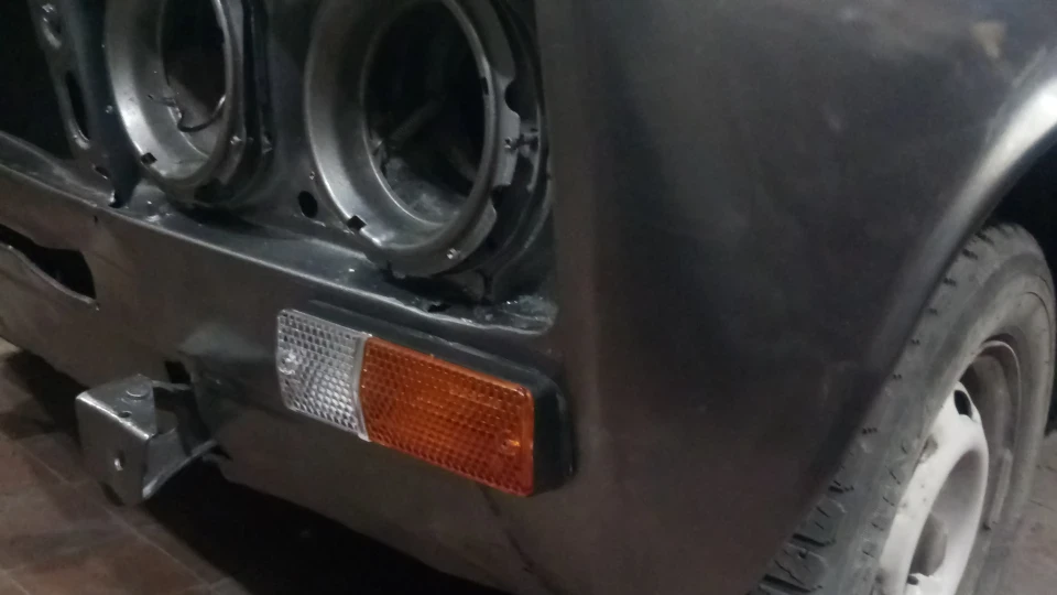 Lada 2103 5