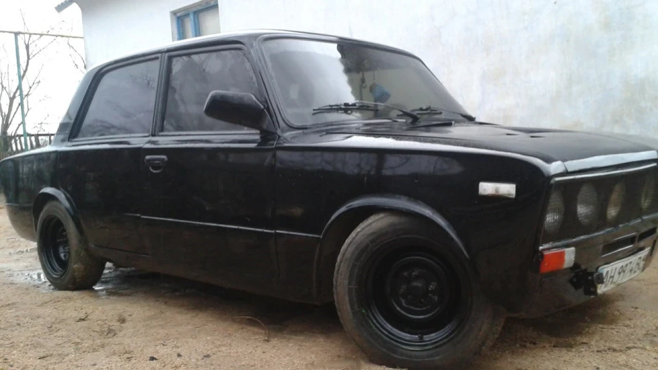 Lada 2103 5