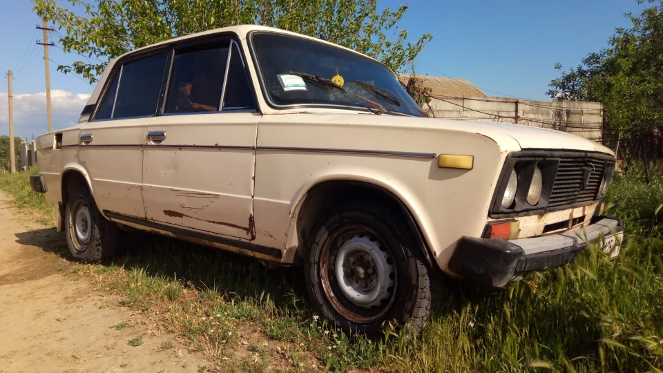 Lada 2103 5
