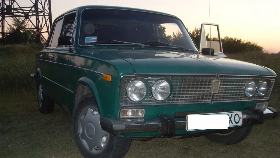Lada 2103 2