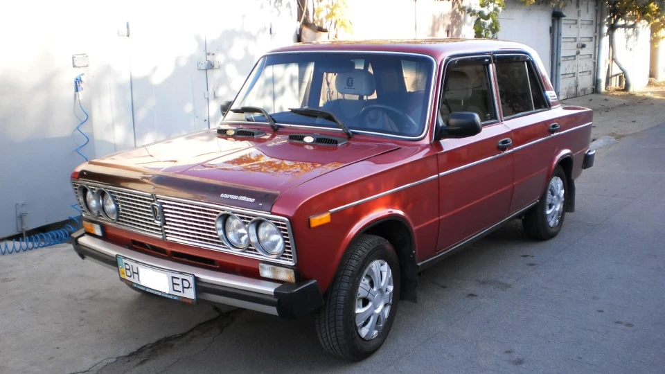 Lada 2103
