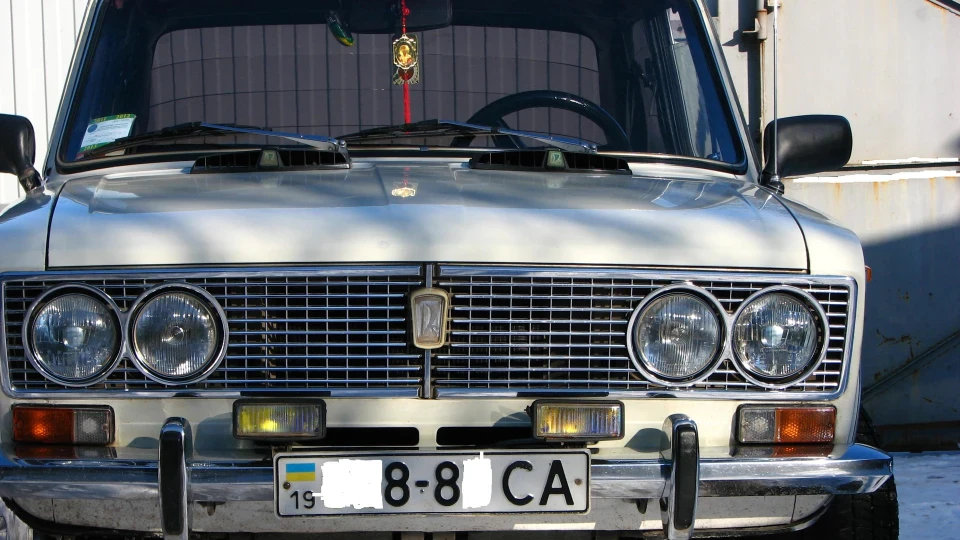 Lada 2103 2