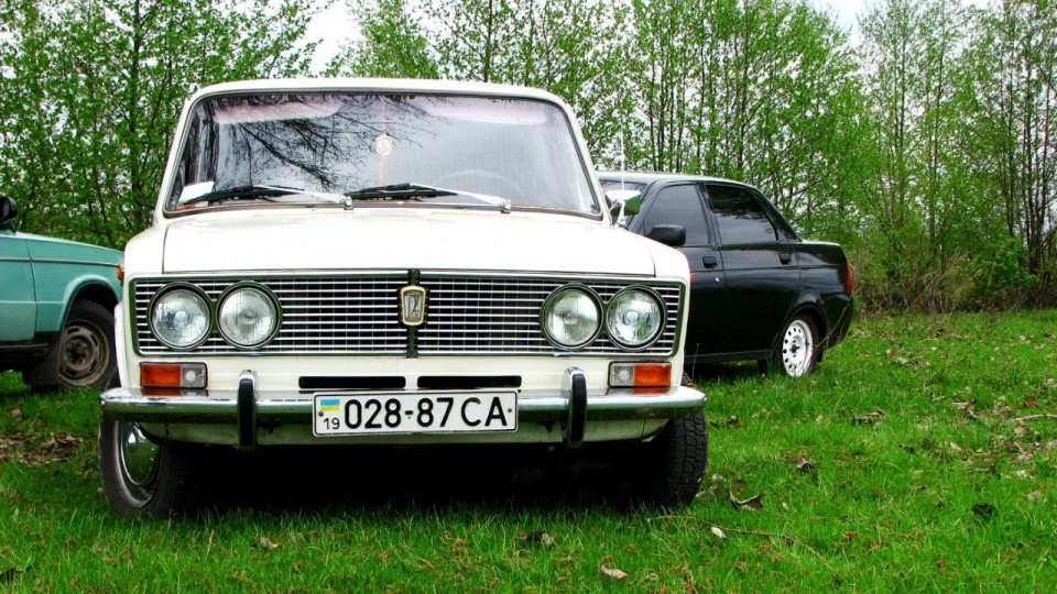 Lada 2103 3