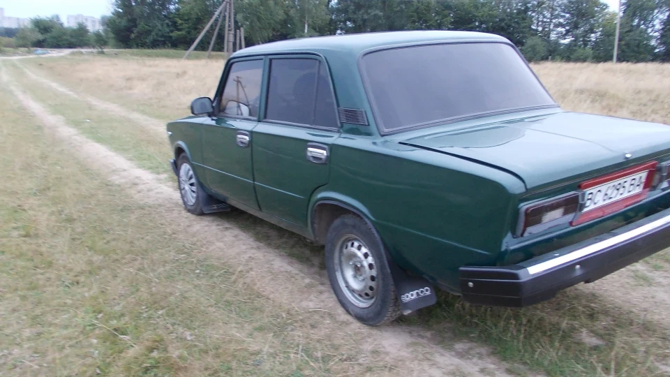 Lada 2103 3