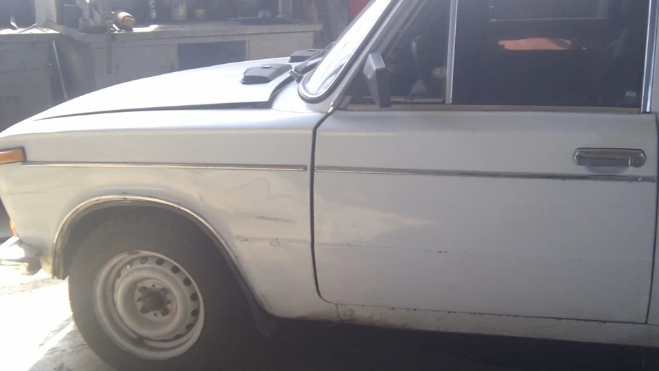Lada 2103