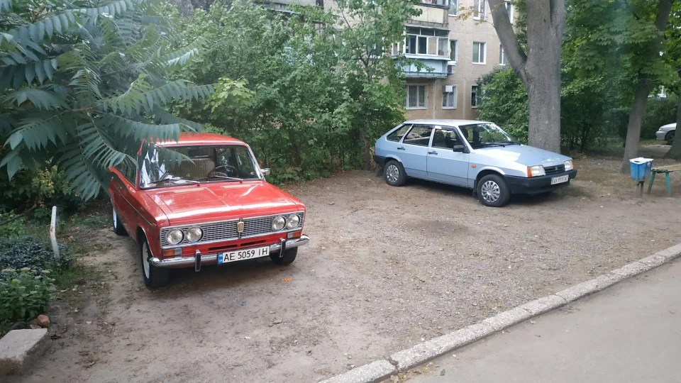 Lada 2103 3