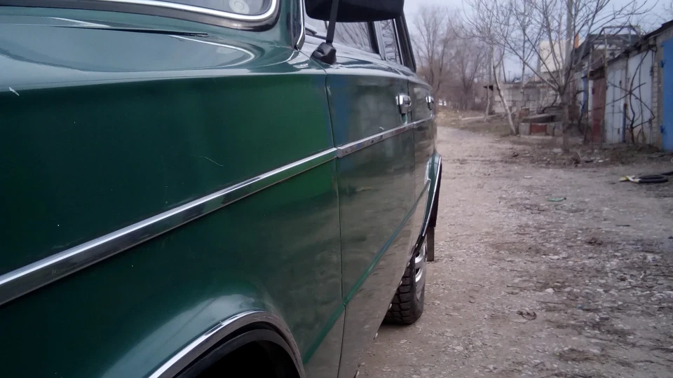 Lada 2103 2