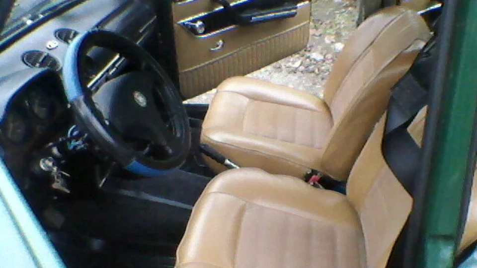 Lada 2103 4